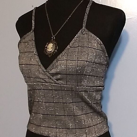 OBJEX Silver Plaid Sparkle Croptop - Picture 9 of 12